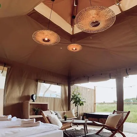 And Me Glamping * Moncontour (Vienne)
