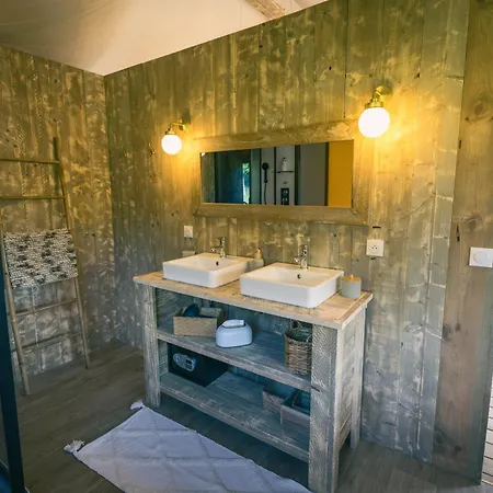 And Me Glamping * Moncontour (Vienne)