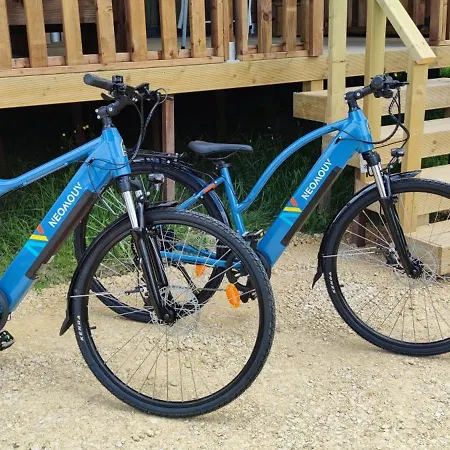 Luxury tent And Me Glamping Moncontour (Vienne)