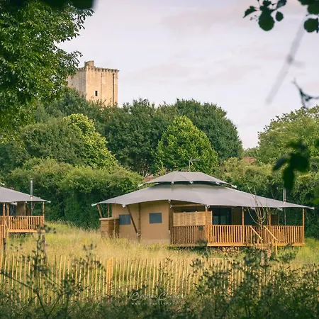 Luxury tent And Me Glamping