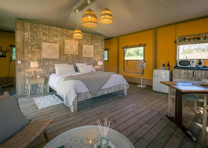 And Me Glamping Moncontour (Vienne)