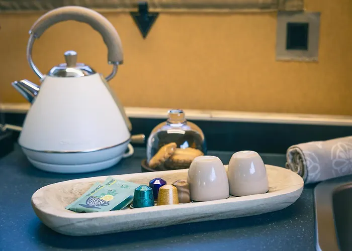 And Me Glamping * Moncontour (Vienne)